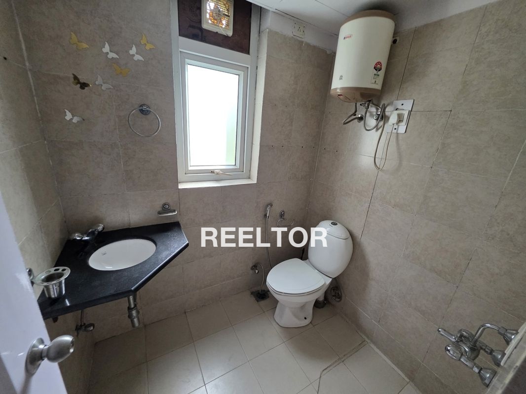 Flat For Sale In Jalaon Kotli