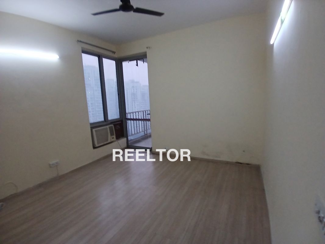 Flat For Rent In Pakba Koloriang