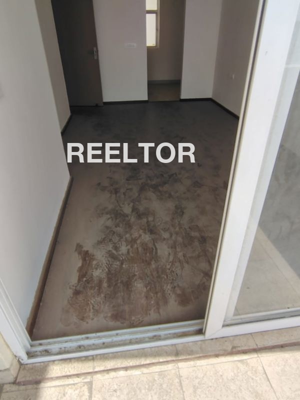 Flat For Rent In Kirmiti Mendha Nagbhir