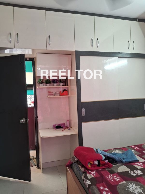 Flat For Rent In Tukreoh Saluni