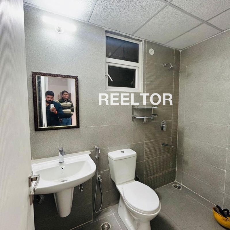 Flat For Sale In Sanjari Tikar