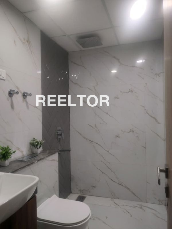 Flat For Rent In Garbhagudi Harapanahalliu