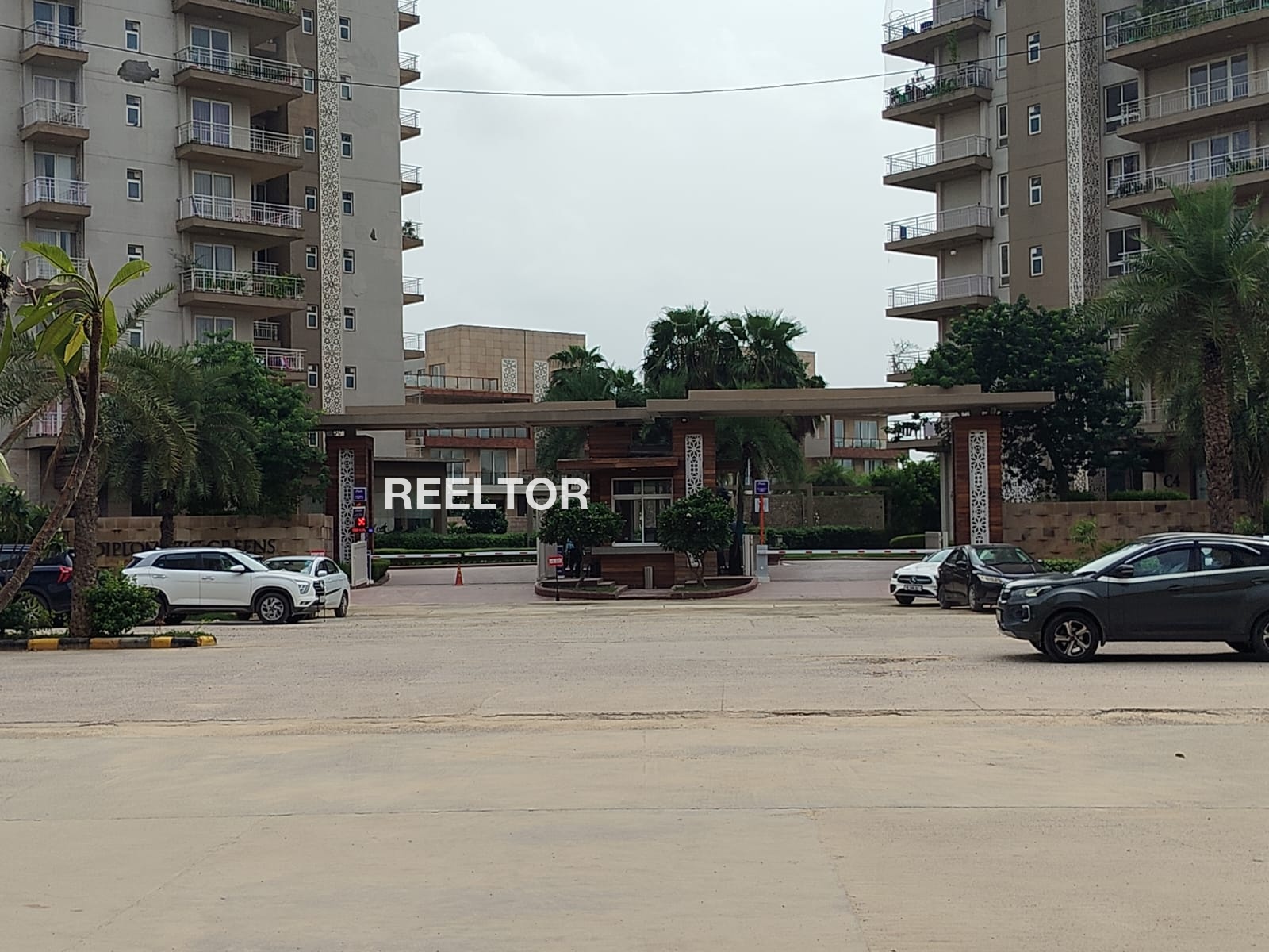 Flat For Sale In Sendor Rohru