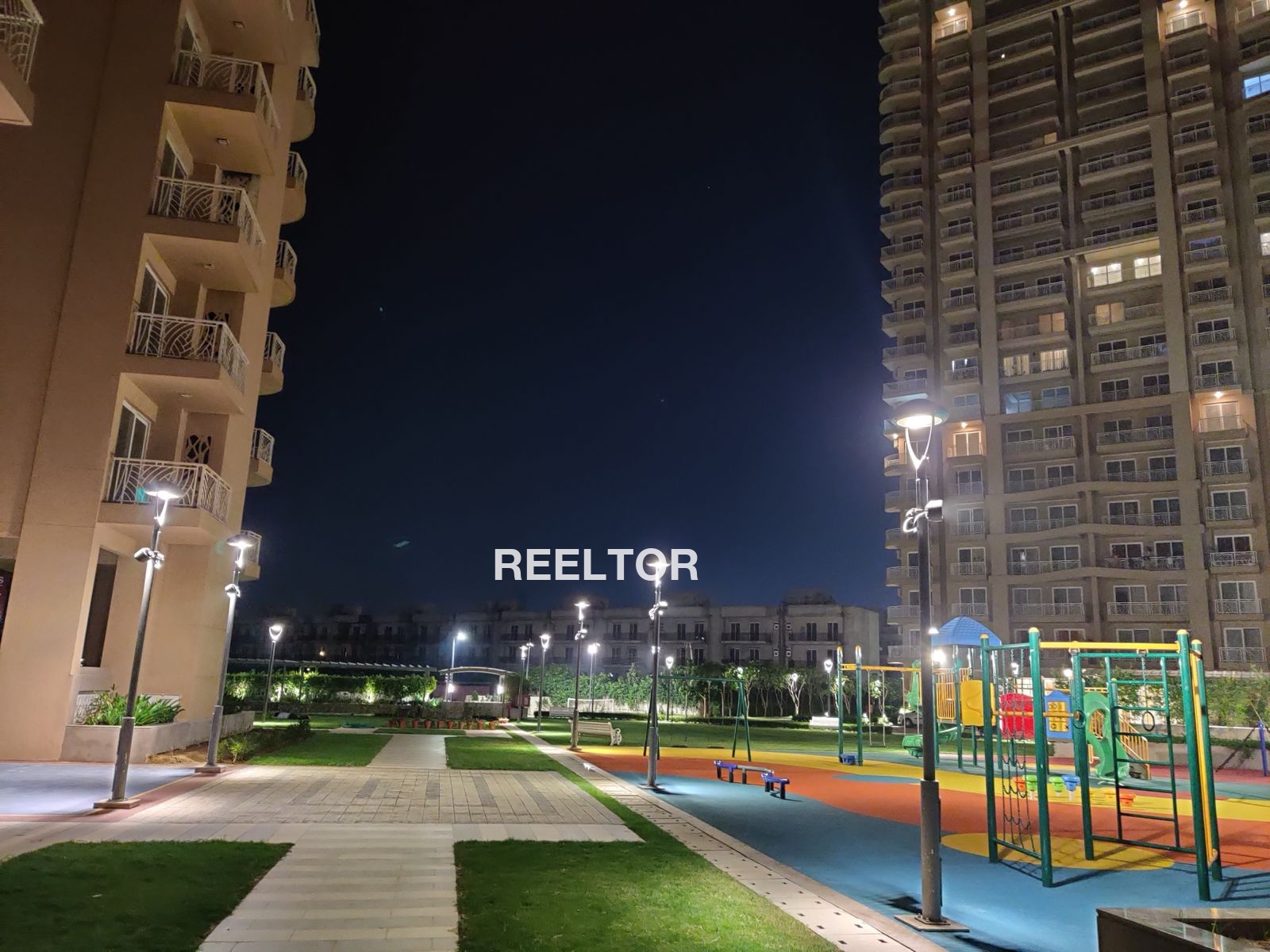 Flat For Sale In Sahespur Gondiya