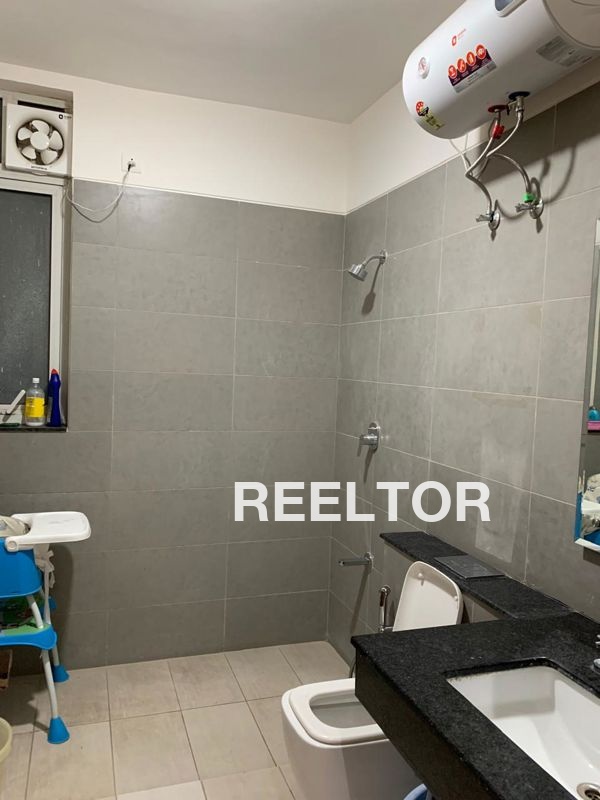 Flat For Sale In Chotte Damin