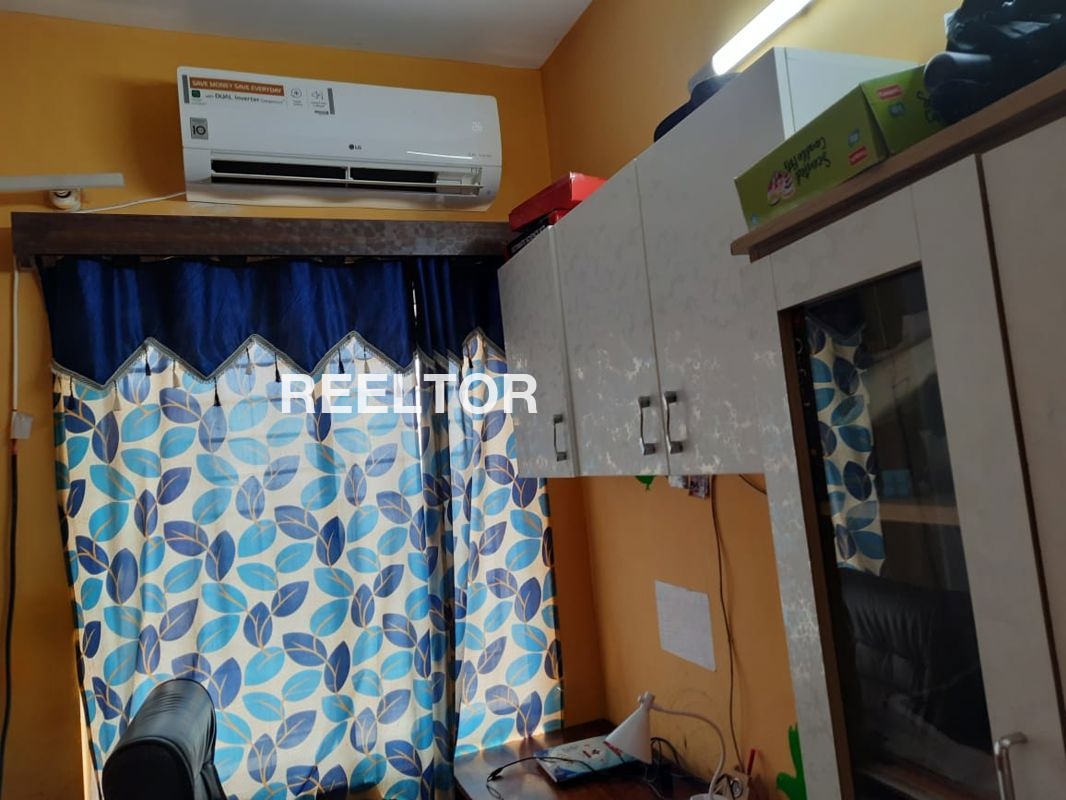 Flat For Rent In Hinoti Patana Gunnor