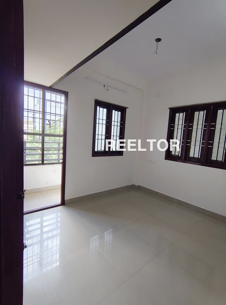 Flat For Sale In Hajaripura Sapotra