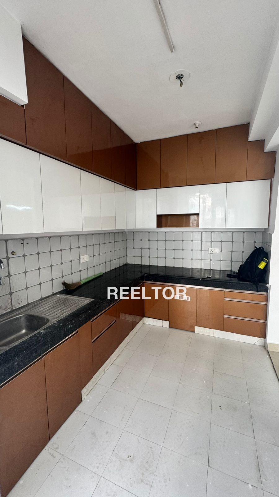 Flat For Rent In Selat Rajgarh