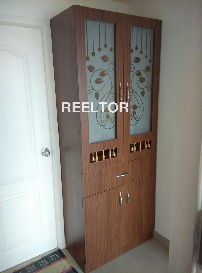 Flat For Rent In Azad Market Huzur