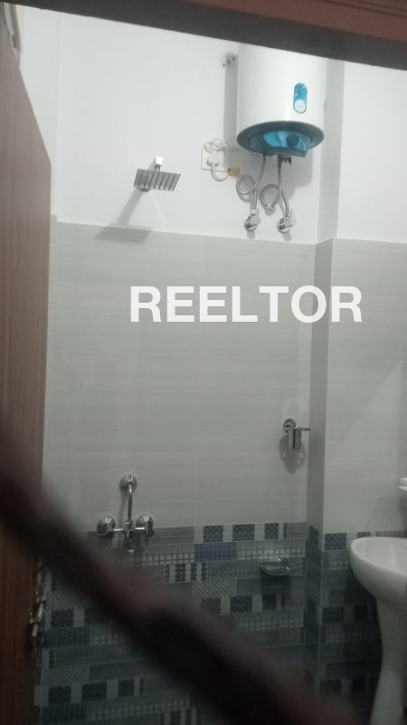 Flat For Rent In Kandamkuttichal Colony Hosdurg