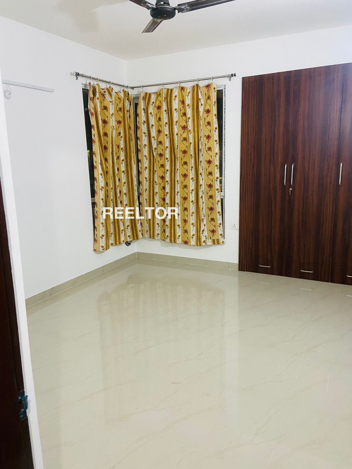 Flat For Sale In Janupura Joura