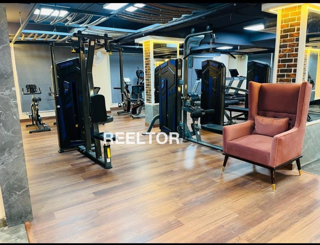 Flat For Sale In Hiyund Padhar