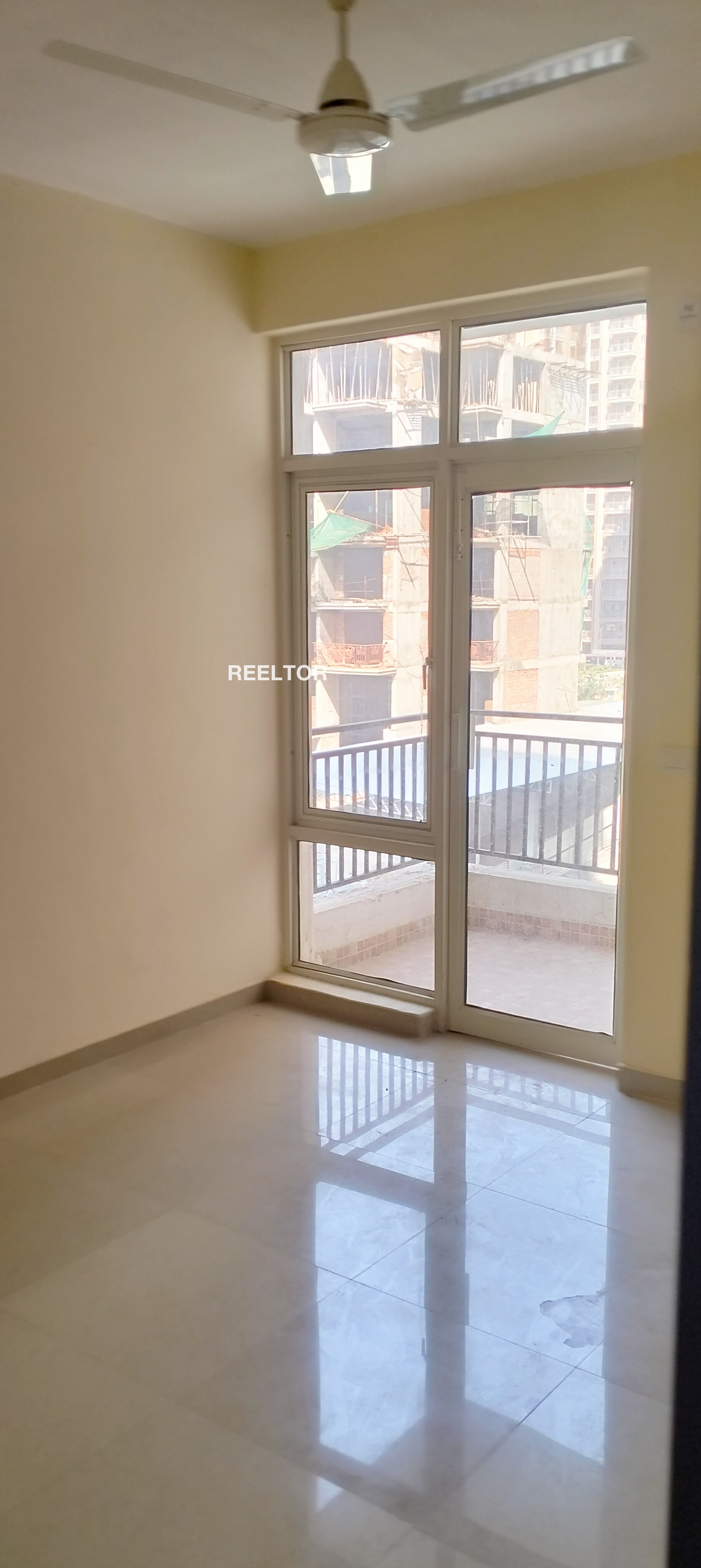 Flat For Rent In Pakhoria Hiranpur