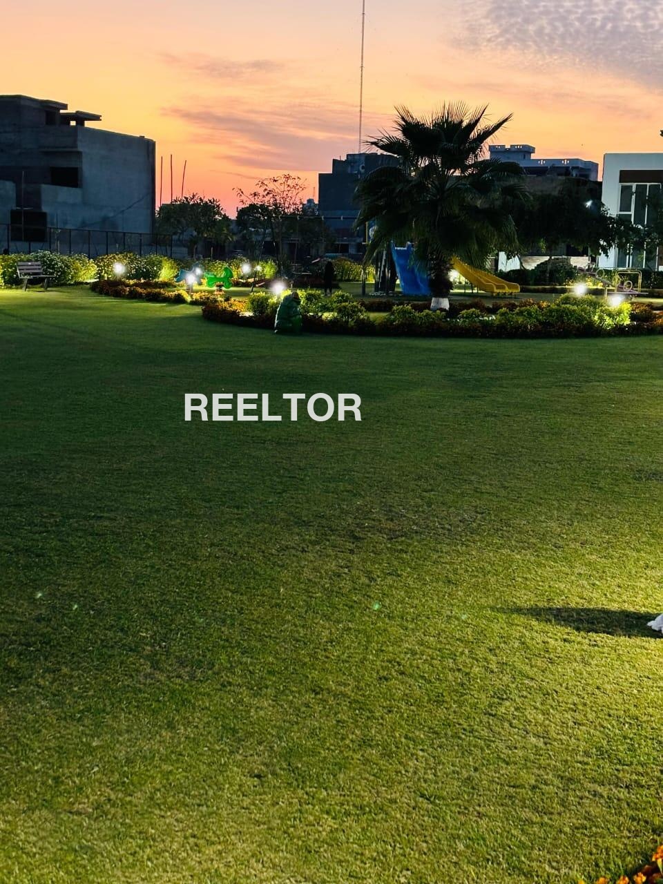 Flat For Sale In Nagara Hunasi Kudligiu