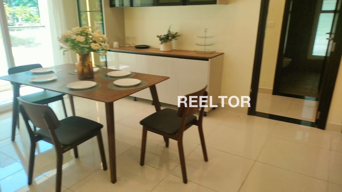 Flat For Rent In Azad Market Huzur