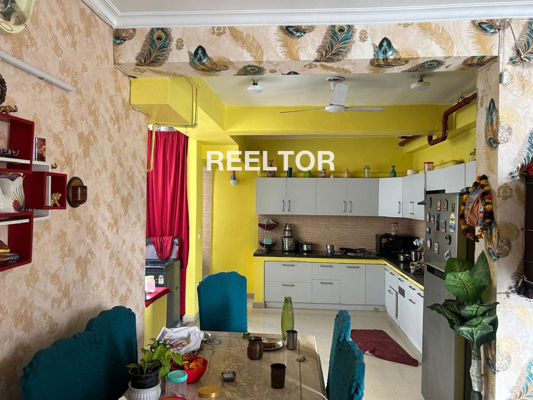 Flat For Sale In Targaon Theog