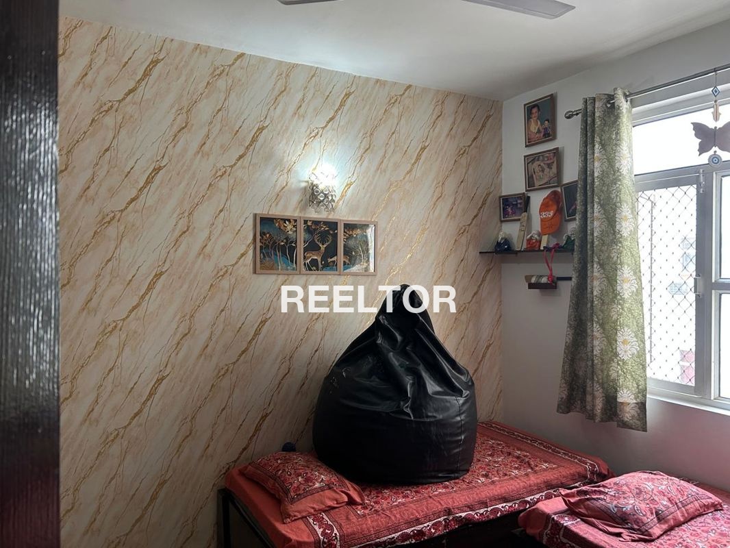 Flat For Rent In Hinoti Patana Gunnor