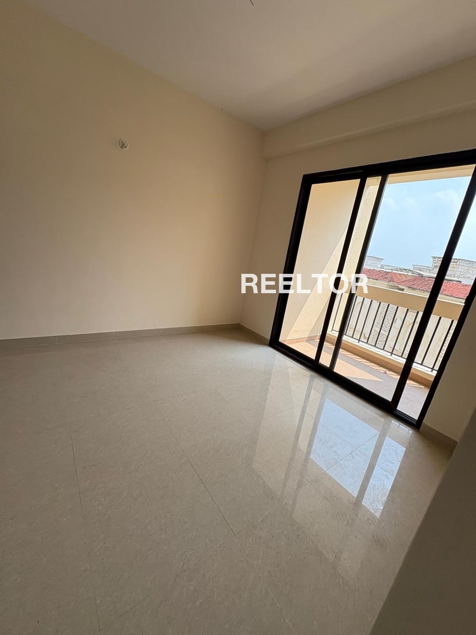 Flat For Rent In Kiratpura Gohad