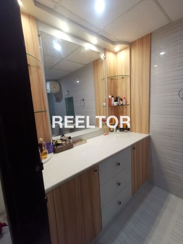 Flat For Sale In Lolkya Kishanganj