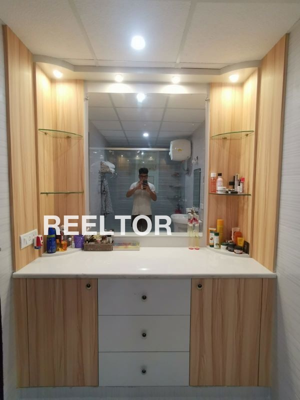 Flat For Sale In Badjhiri Huzur