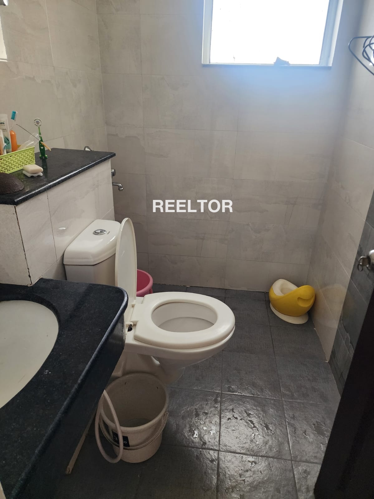 Flat For Sale In Petwadi Mangaon