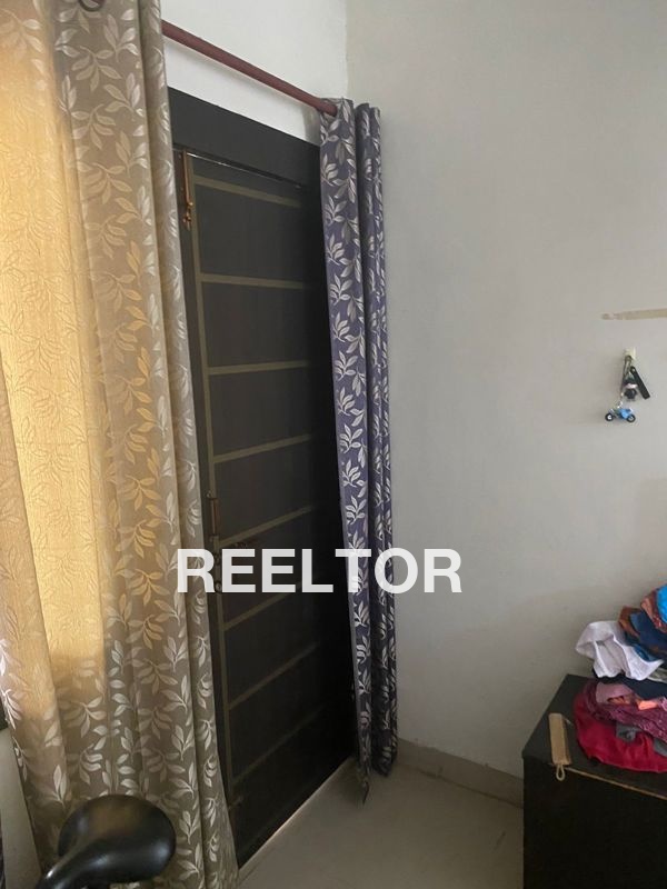 Flat For Rent In Nanheri Khurd Tohana