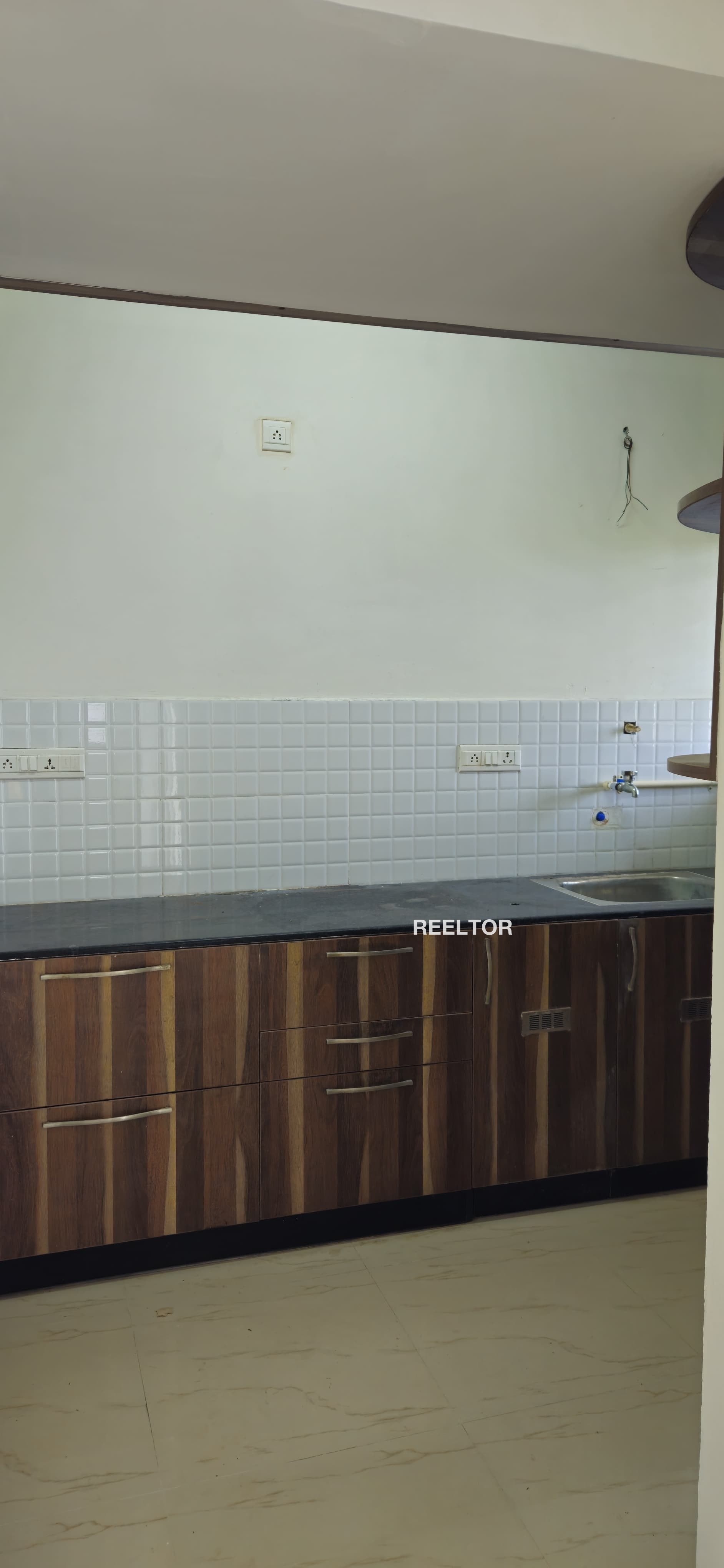 Flat For Rent In Paharkheri Goharganj