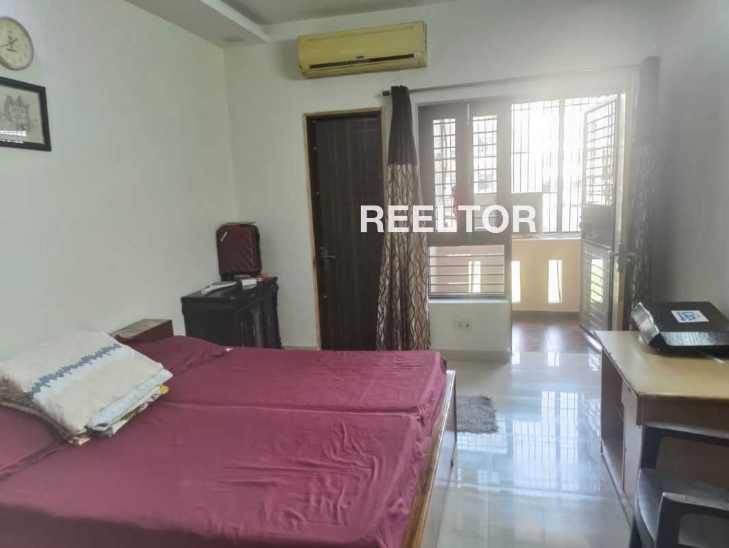 Flat For Sale In Gurudwara Road Ganganagar