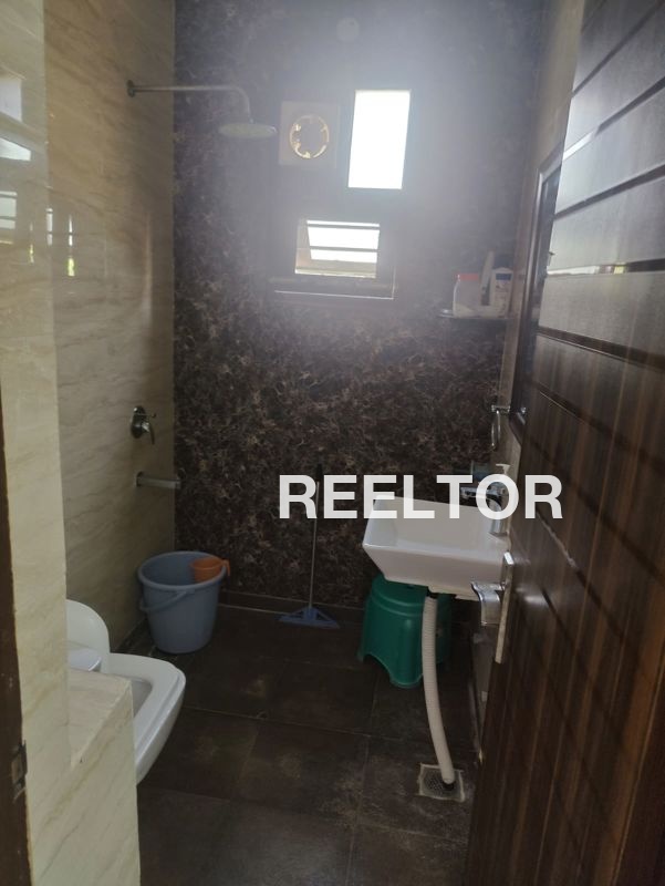 Flat For Sale In Hasanpura Gormi