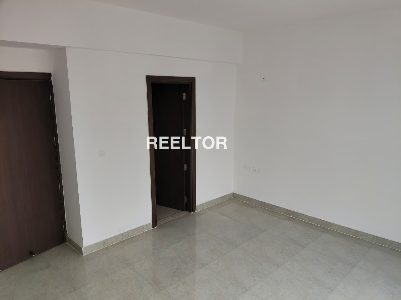 Flat For Rent In Paldi Sabarmatitaluka