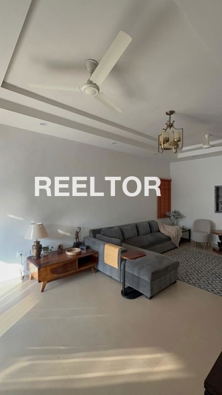 Flat For Rent In Nadavaramb Mukundapuram