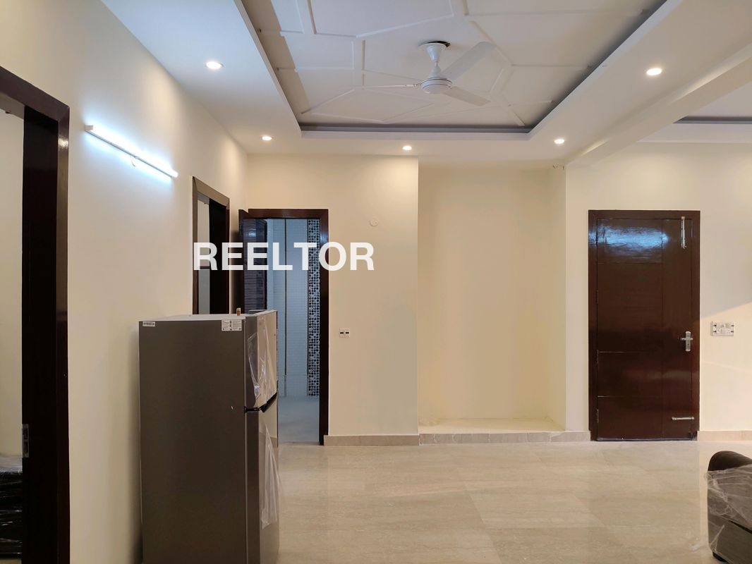 Flat For Sale In Malla Rahimeke Guruharsahai