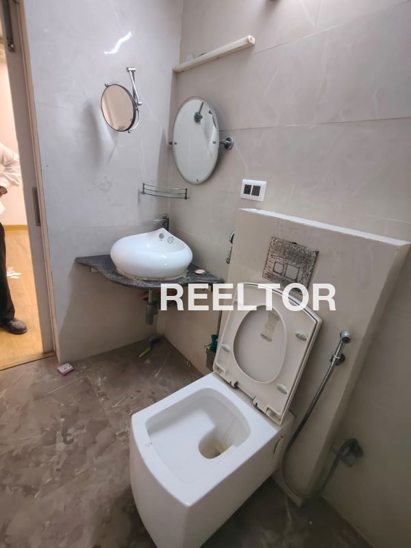 Flat For Sale In Lakhan Pura Dabra