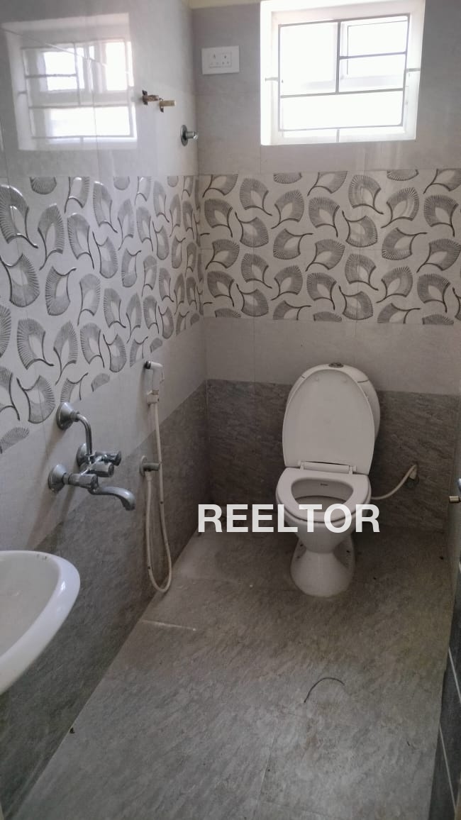 Flat For Rent In New Friends Colony Defence Colony