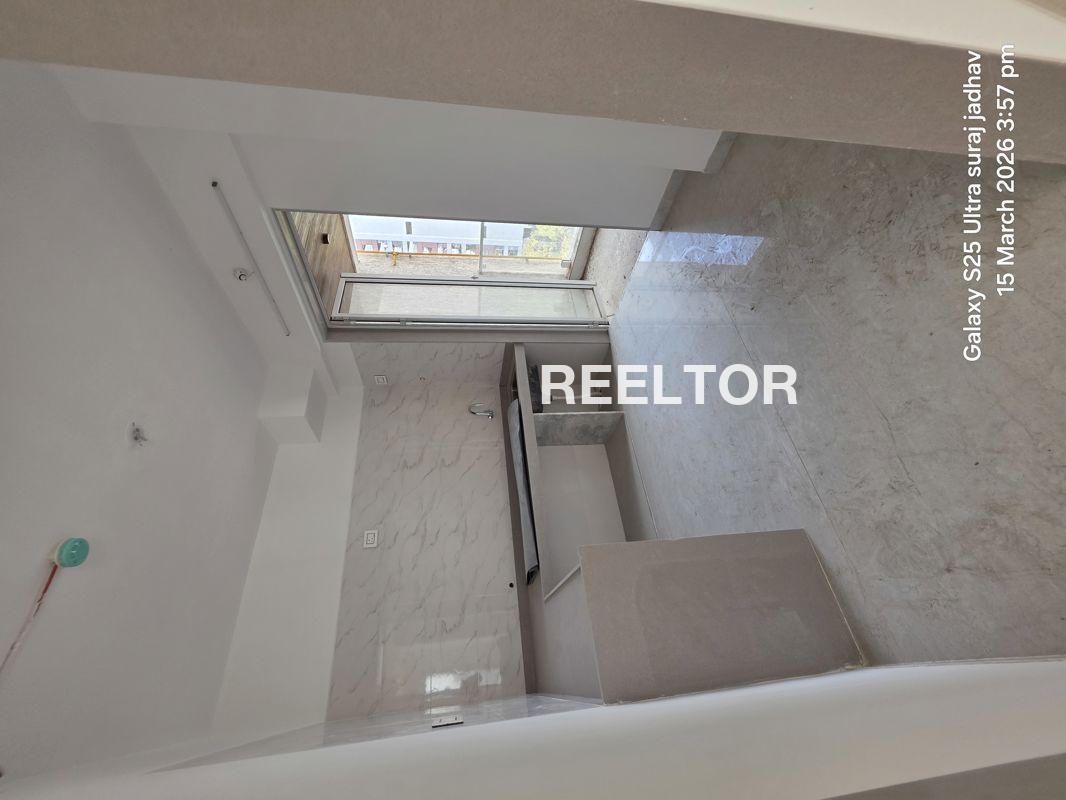 Flat For Sale In Chak Bhangewala Guruharsahai