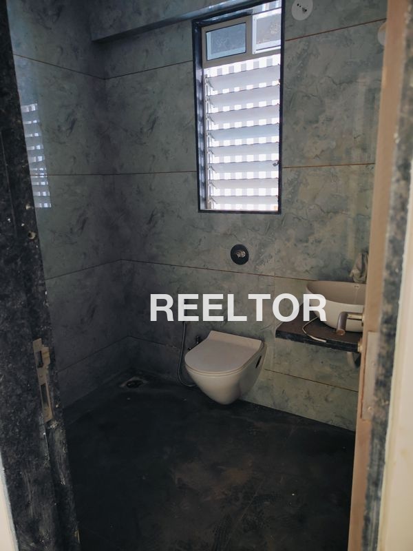 Flat For Sale In Monekpura Porsa