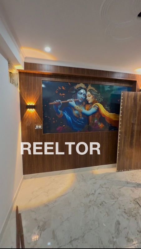 Flat For Sale In Bhalaswa Dairy A Block Model Town