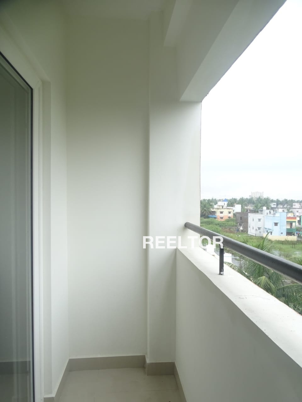 Flat For Sale In Jagdamba Tanda Wadwani