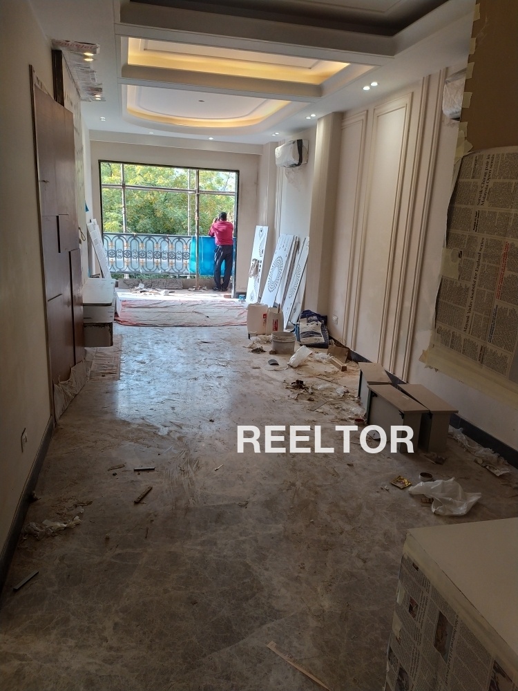 Flat For Rent In Paharkheri Goharganj