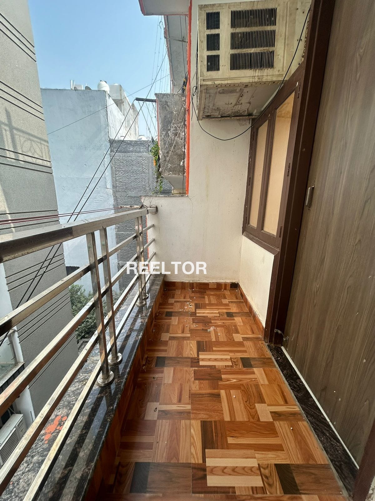 Flat For Sale In Bicharpur Salekasa