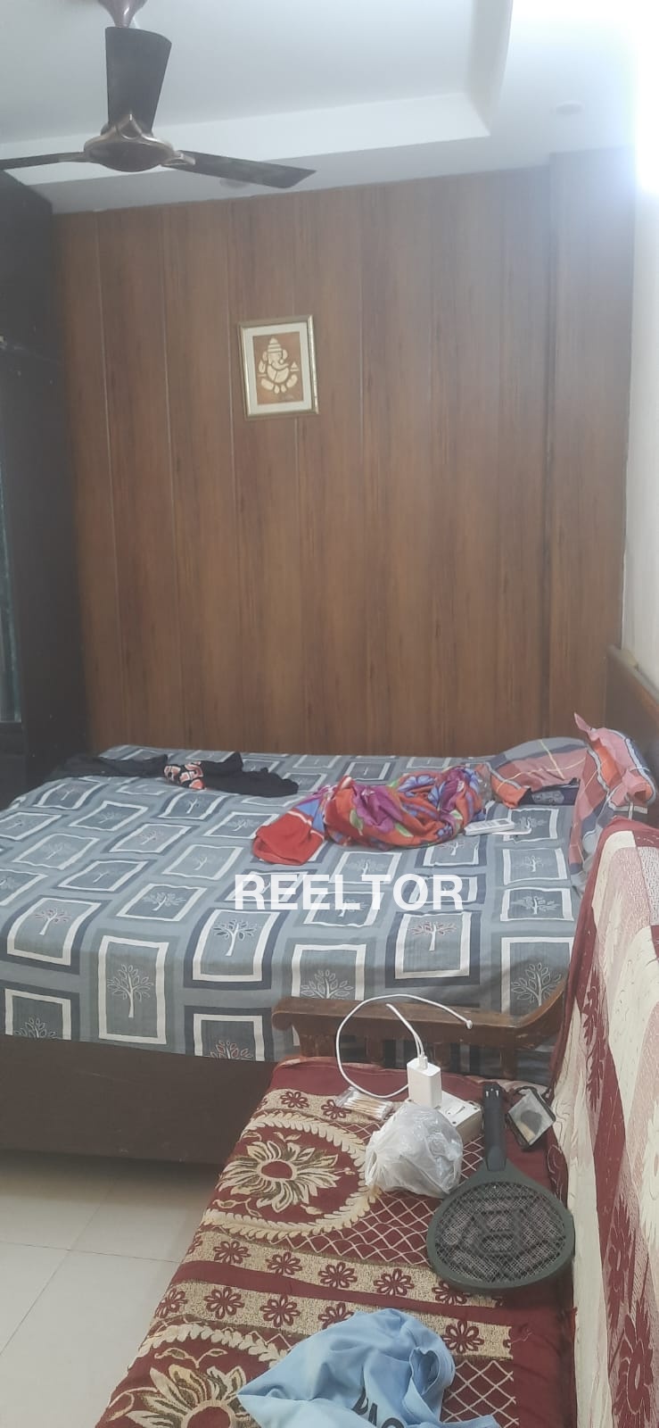 Flat For Sale In Vishwakarma Colony Kalkaji