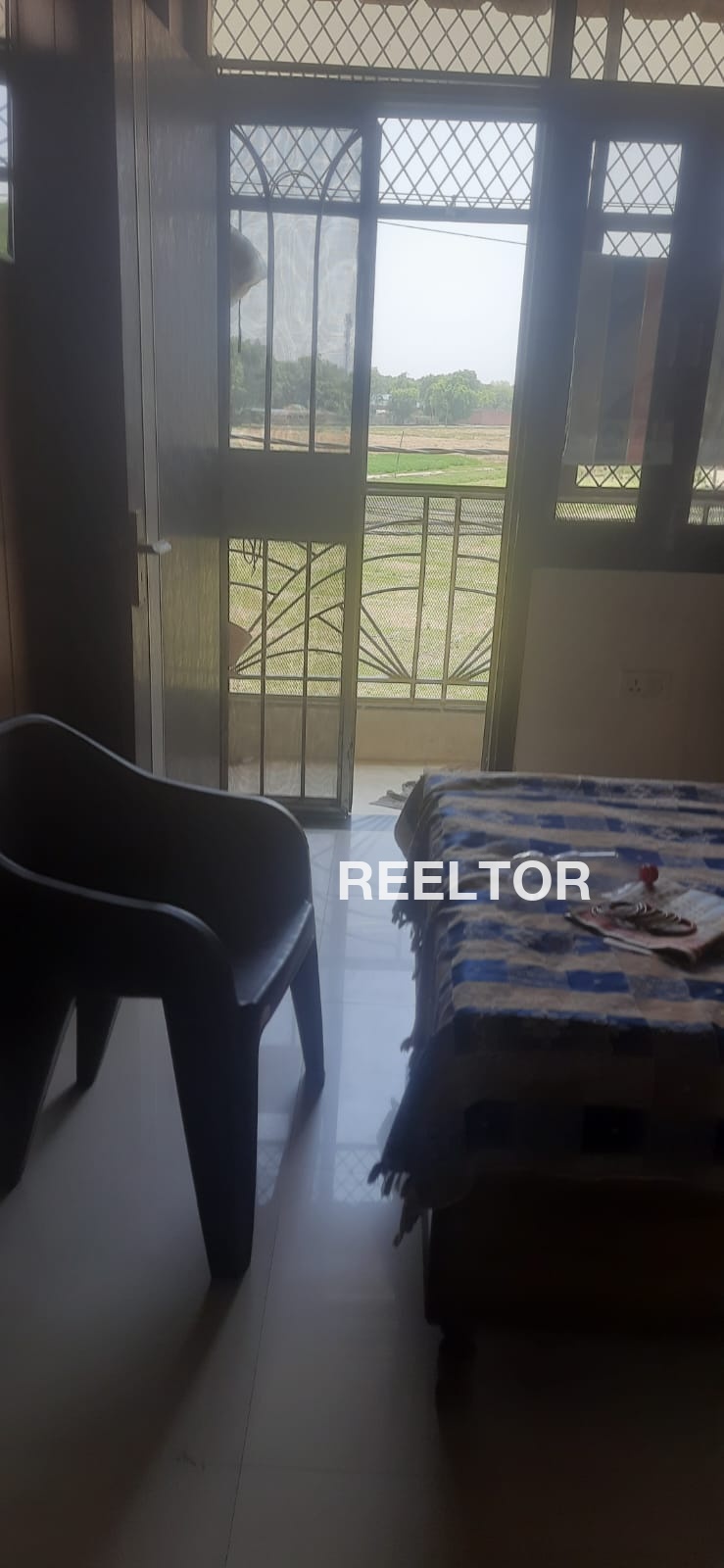 Flat For Rent In Naudiha Tandwa