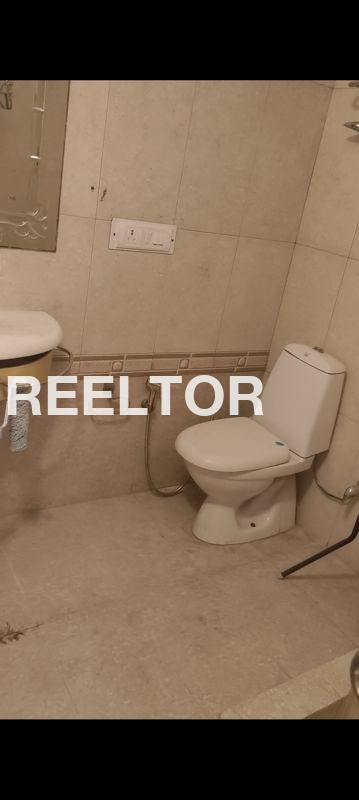 Flat For Rent In Utrehr Palampur