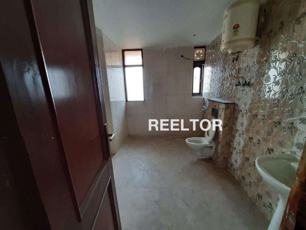 Flat For Sale In Kangwan Baldwara