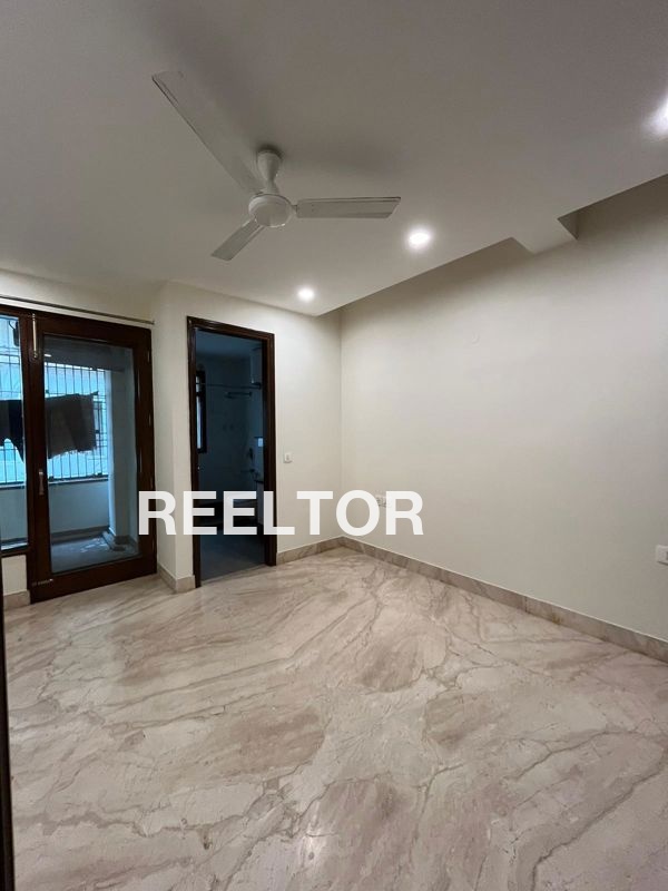 Flat For Rent In Milak Khadana Moradabad