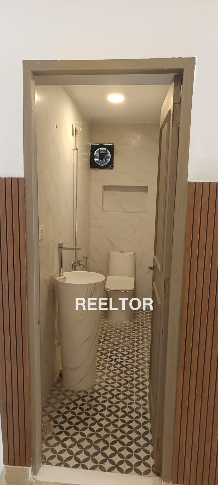 Flat For Sale In Bhgina Surajgarh