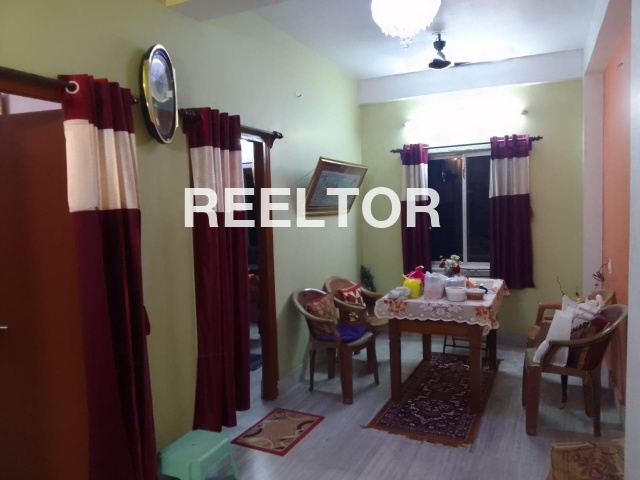 Flat For Sale In Monekpura Porsa