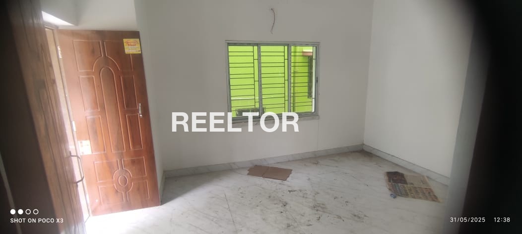 Flat For Sale In Jaddna Chaurah