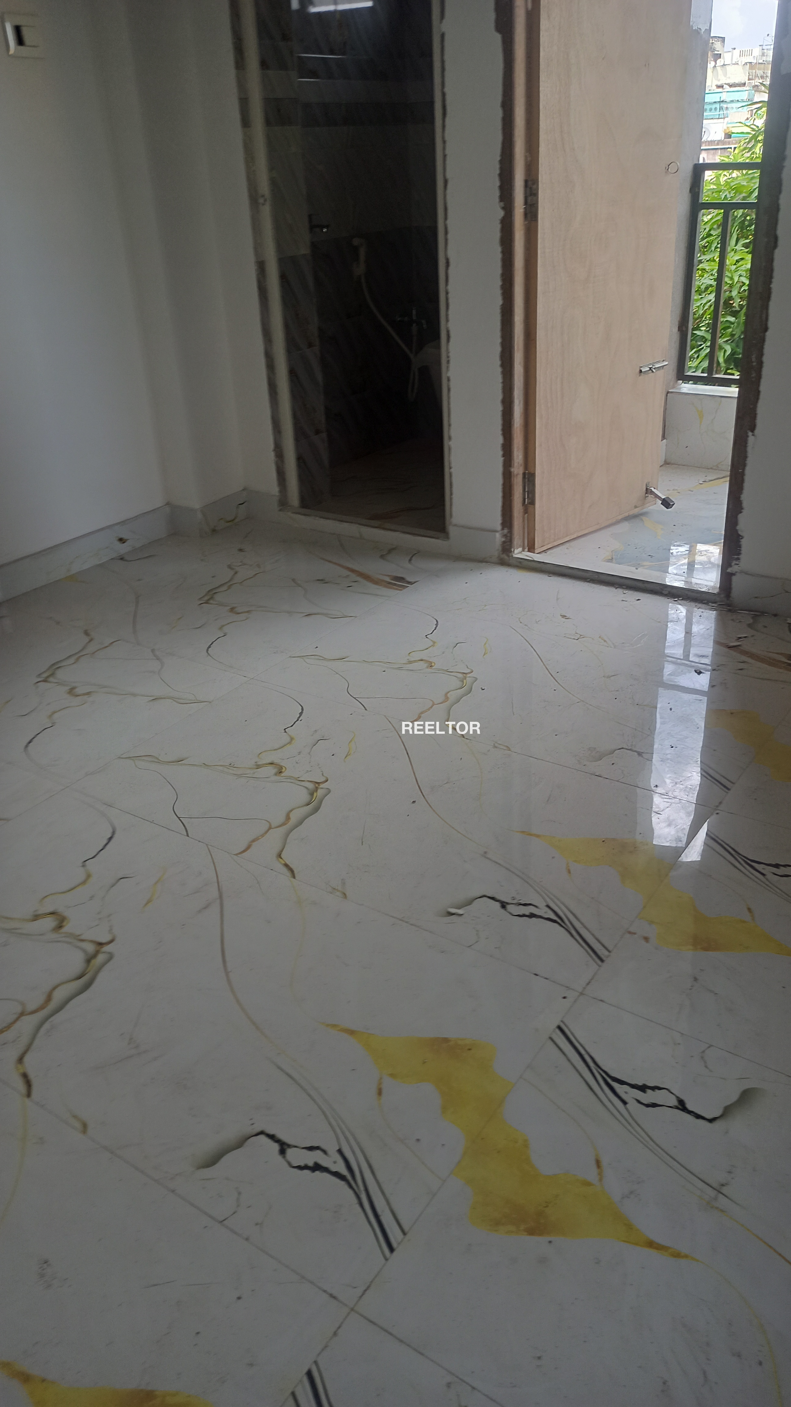 Flat For Sale In Sunwari Pawai