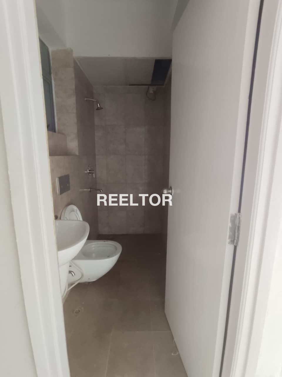 Flat For Sale In Ayyankaavu Vellarikkundu